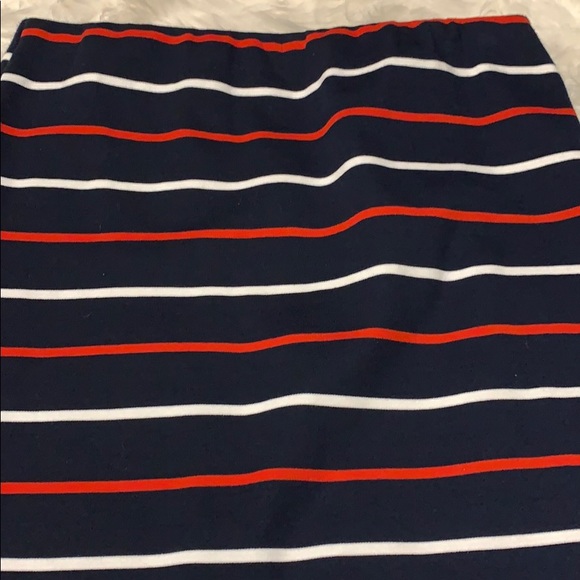 Striped Pencil Skirt w Slit ☺️ - Picture 7 of 7